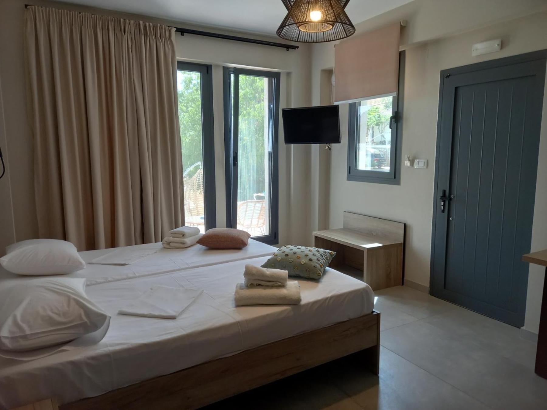 Marival Luxury Living - Adults Only Apartment Sívota Екстериор снимка